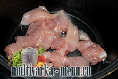 Тушеная капуста с куриной грудкой 